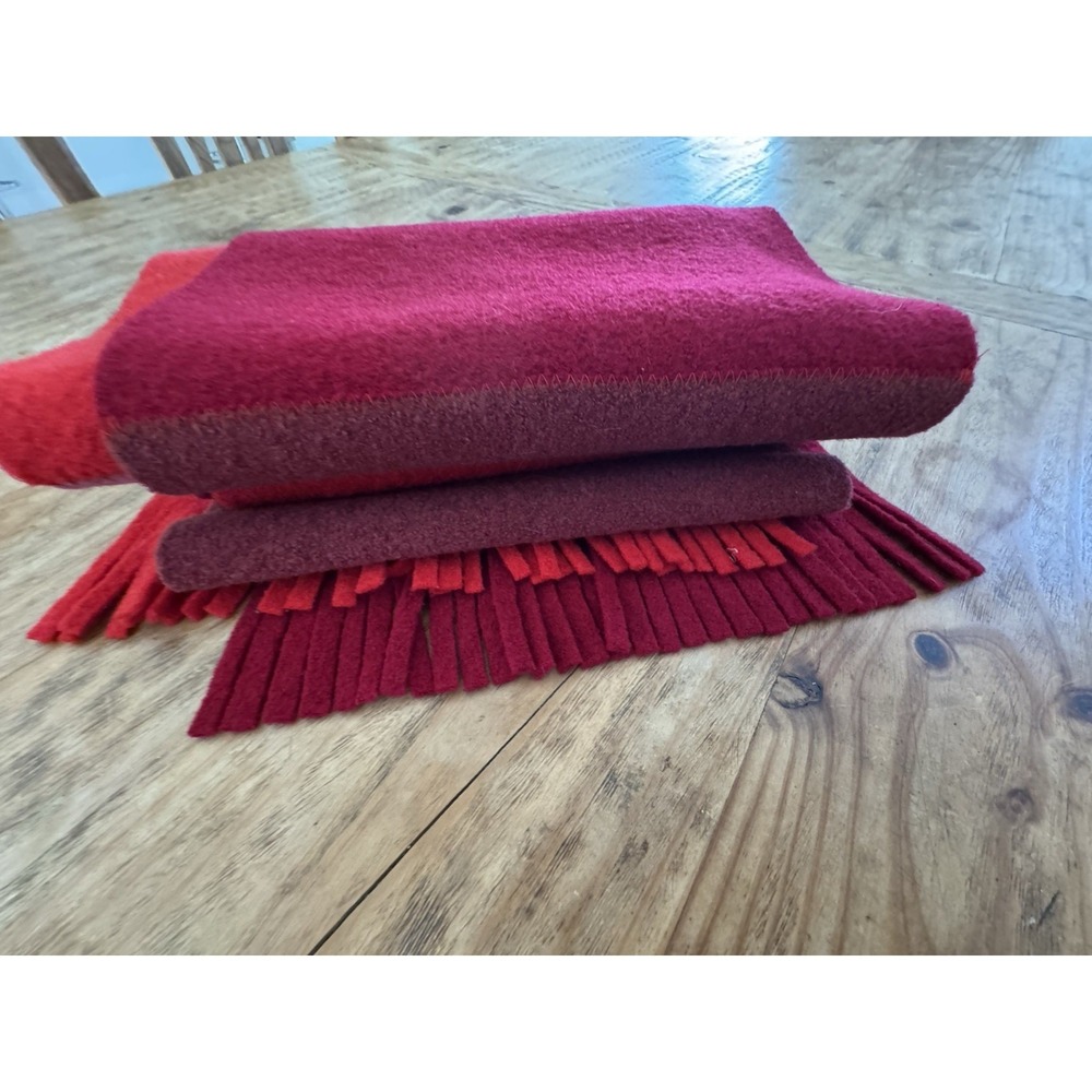 Vintage Lucy Barlow Wool Scarf Made in England Red Burgundy Colorblock Fringe - Picture 9 of 14